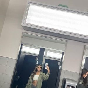 Meet your Posher, Amber